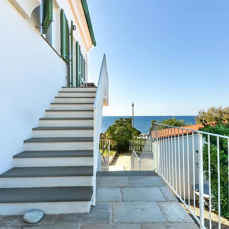 Il Quartiere Montecristo Apartment Pomonte