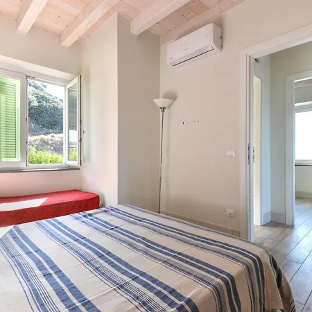 Il Quartiere Montecristo Apartment *