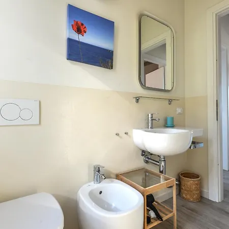Apartment Il Quartiere Montecristo Pomonte